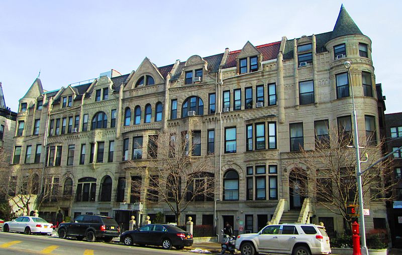 Block of row houses in Hamilton Heights