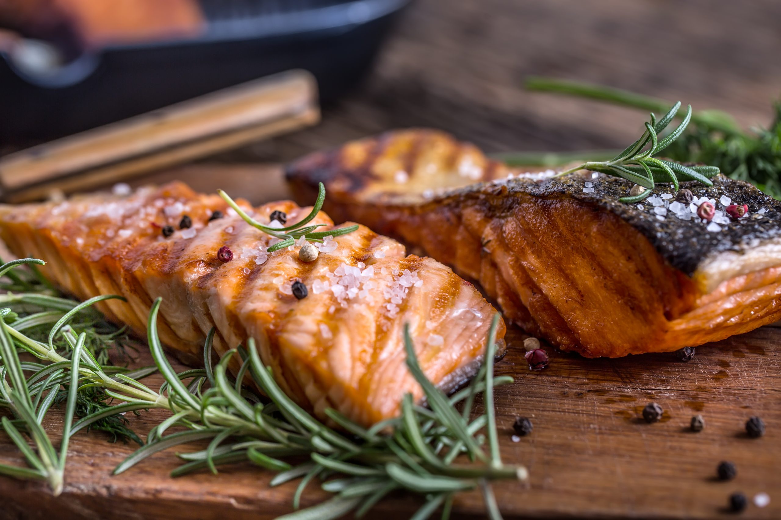 Grilled,Salmon,Fillets,With,Salt,Pepper,And,Herb,Decoration.