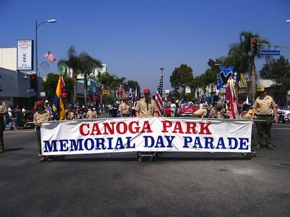 canoga-parade